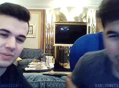 amnesiaxs:  Frank y Willy en YouNow 18/01/16