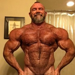 seniormusclelover:He shakes his head. “How many times is that, dude? Shit, just watching my big muscles makes you cum, doesn’t it?” 