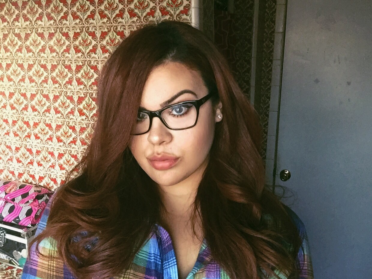 nalgaemoji:  shawty mean