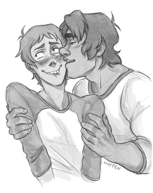 worksafewoof:can’t get enough of people whispering embarrassing things to lance