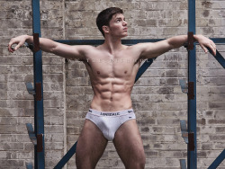 amazingmalenudity:  David Witts 