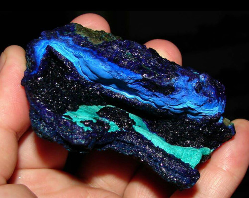 gorgeousgeology: Stunning piece of azurite and malachite from China!