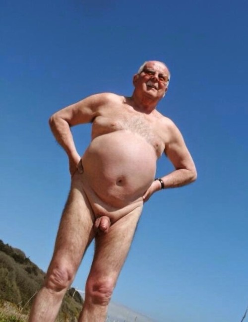 jojopal07:  Sexy daddy 