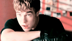 inthdn:  Finn Nelson in each episode of My Mad Fat Diary season 2. 