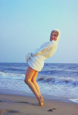 missmonroes:  Marilyn Monroe photographed by George Barris, 1962 