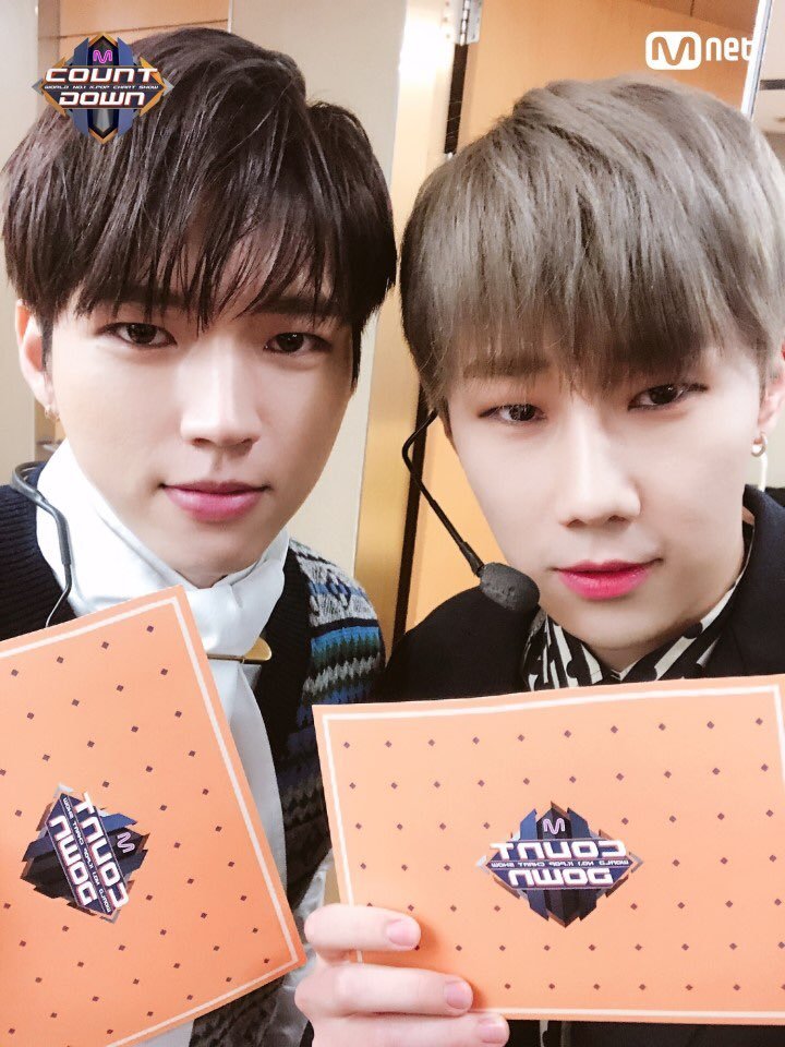 foreverkpopblogging:  890428k: 180111 Mcountdown Naver Blog Update Sunggyu and Woohyun