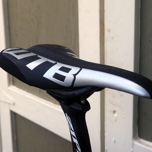 velograph: This is the fanciest saddle I’ve ever had the pleasure of riding. Thanks for making the l