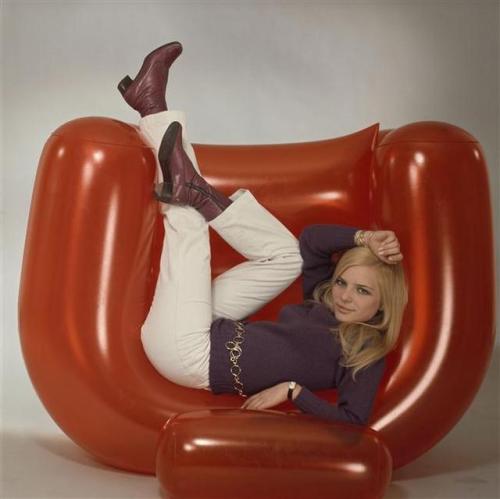  France Gall photographiée par Sam Lévin. 