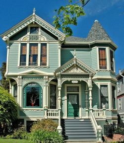 bellapinquecottage:  ~ Very Victorian ~ 