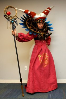 theactualwolfchylde:  supersaiyan3goku:  superconcosplay:  Cosplayer from Florida Supercon 2011  HOLY CRAP BANDORA. D:  Always reblog posts that CALL HER BY THE RIGHT NAME!!!