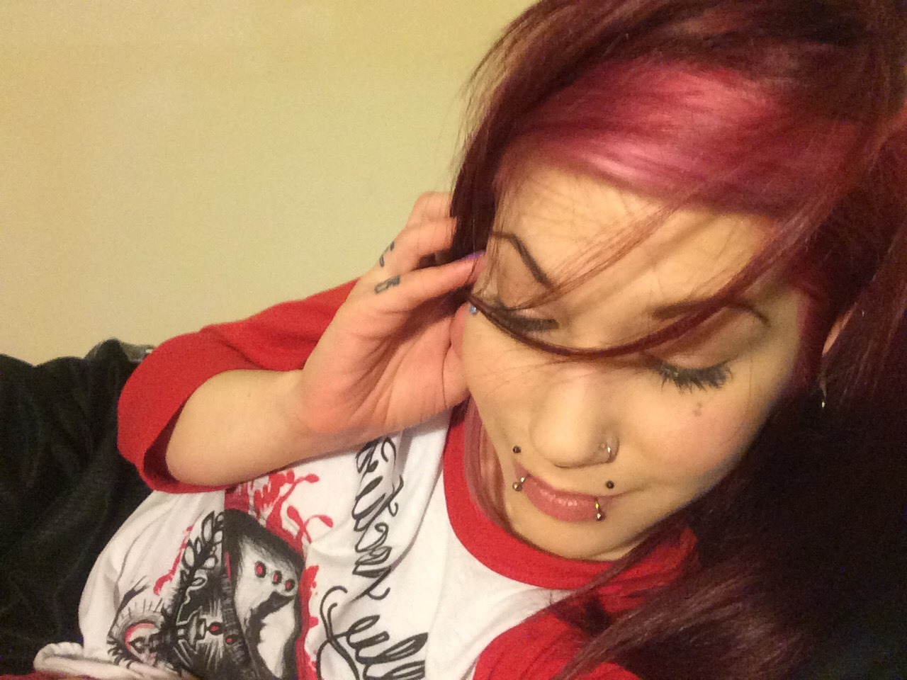 cattie-of-godsgirls:  cattie-of-godsgirls:  Contemplating what to do to my hair.