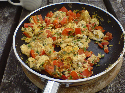 Omelet with bell peppers by uninorth13 on Flickr.