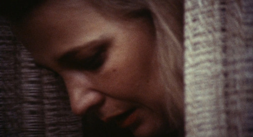 Gena Rowlands in A Woman Under the Influence (1974)dir. John Cassavetes / dop. Al Ruban &am