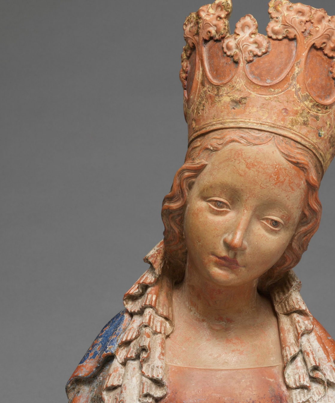 marmarinos:Detail of a medieval bust of the Virgin Mary made in Prague, dated to