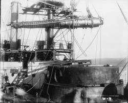 historicaltimes: One of the 10&quot;/31 caliber guns being installed on the monitor USS Monadnock , Mare Island Navy Yard, 6 January 1896 via reddit 