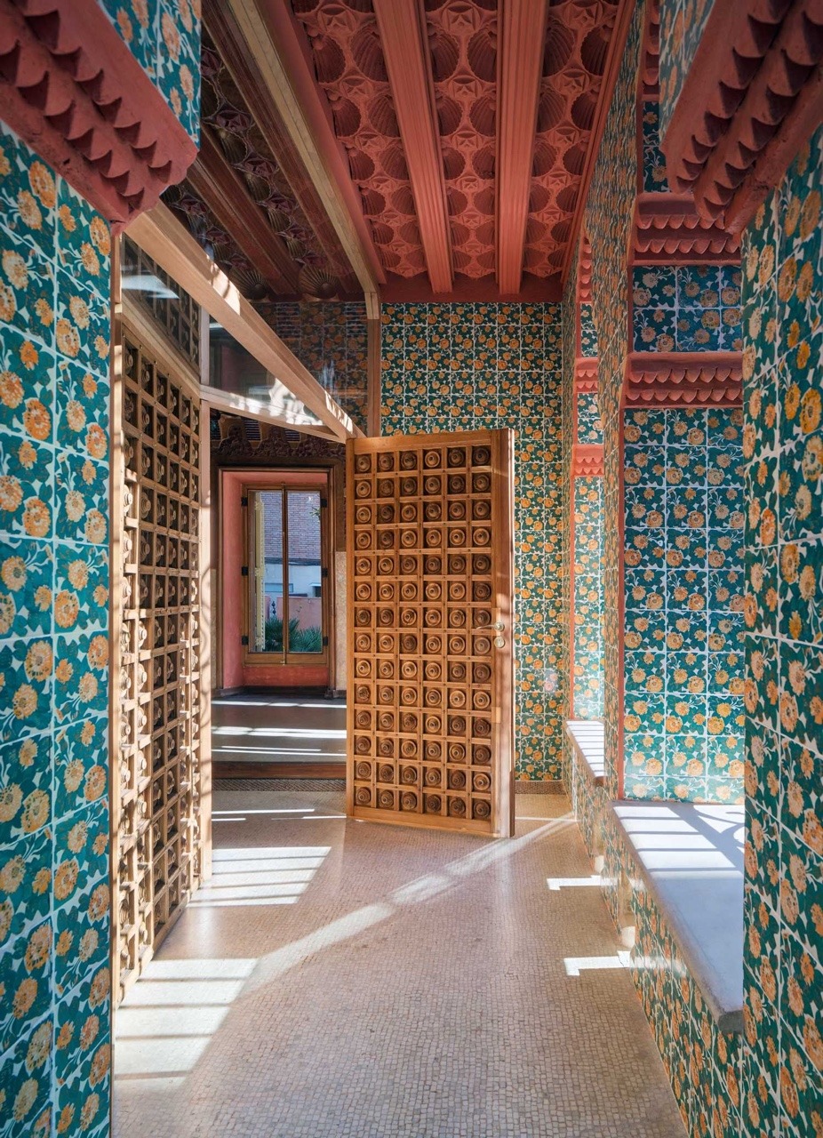 lostprofile:   ANTONI GAUDÌ INTERIORS As the recently restored Casa Vicens (1883/85)