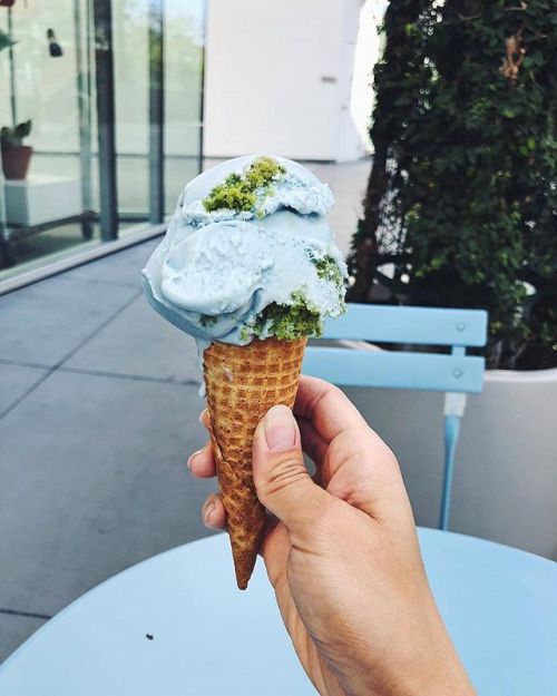 sciencealert:We’d love to try this planet Earth ice-cream! These are currently available from&