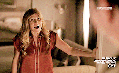 whentherightonecomesalong:Rayna & Deacon in every episode - 5x01 “The Wayfaring Stranger”