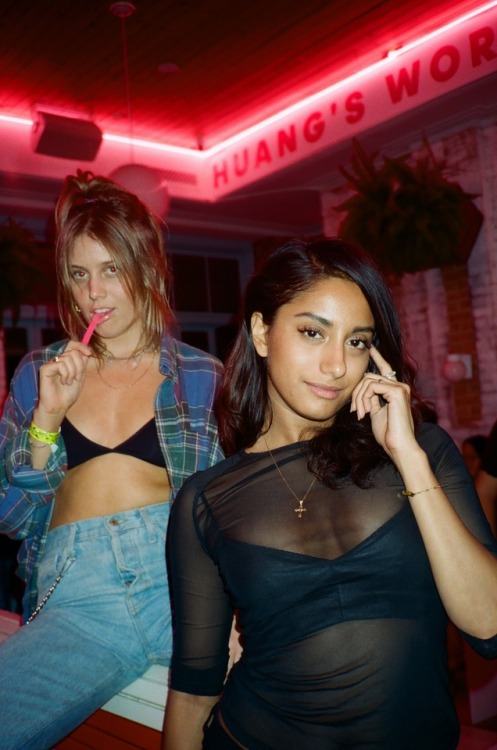 DRUNKS GIRLS ARE MY FAVORITE 