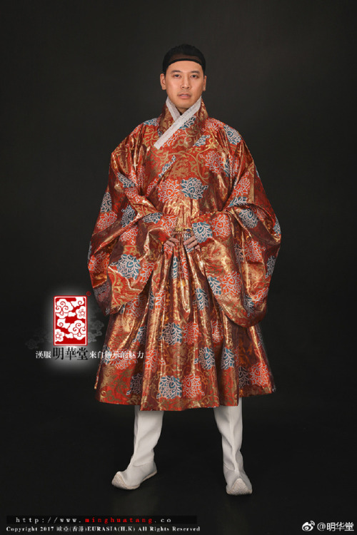 Traditional Chinese hanfu for male in authentic Ming dynasty style by 明华堂