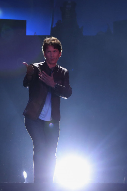 the-dragon-waits:kaptainandy:a rare image of saint todd emerging from heaven to deliver his miracles