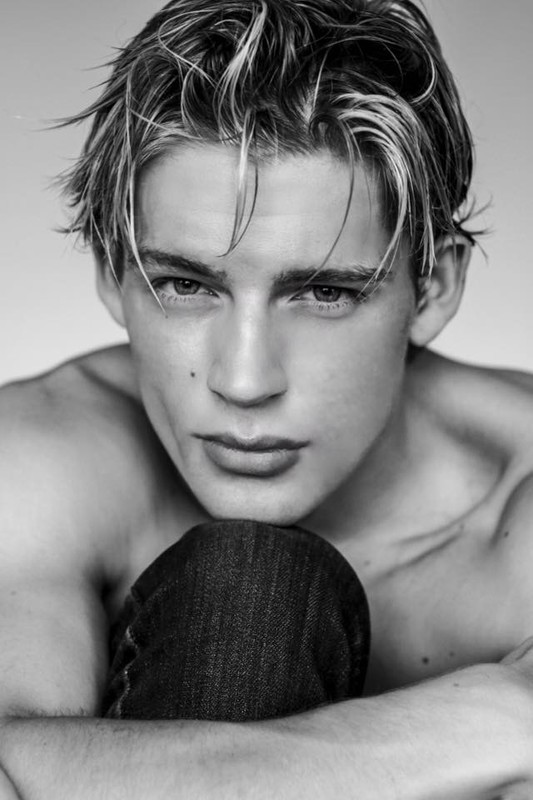 bambam62:  Christian Monik by Maxwell Poth 