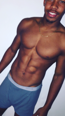 dwaynevideos:  Ricky has the perfect body,