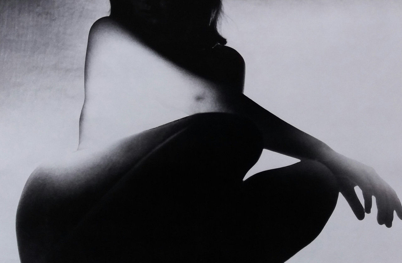 regardintemporel:  Olga Bleyova   - Nu féminin,   1992