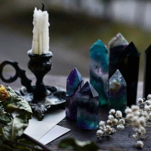 Https://www.pinterest.com/intuitivefish/inspiring-crystals/