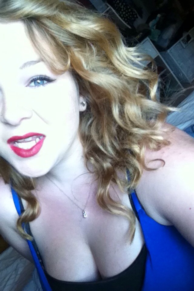 perks-of-being-a-cauliflower:  Kik me! @ jessicagrahamcracker