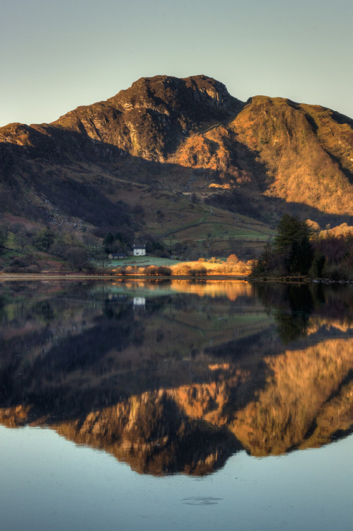 lovewales:Llyn Crafnant  |  by Redstone Hill