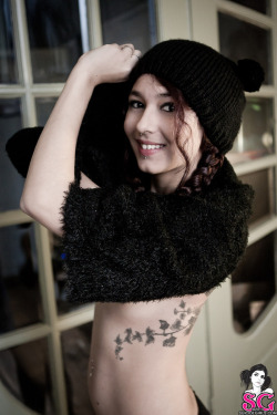 thedarksideofgruff:  Jupiter    - Clin d'Oeil  Click Here For More Jupiter Click Here For More Suicide girls 