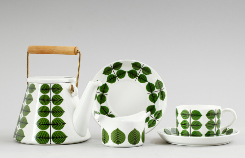 Stig Lindberg, design Berså, tea set, 1961-74, re-edition 2005. Bone china. For Gustavsbe