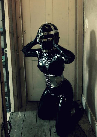 rubberdollowner:  http://rubberdollowner.tumblr.com When rubber dolls misbehave,