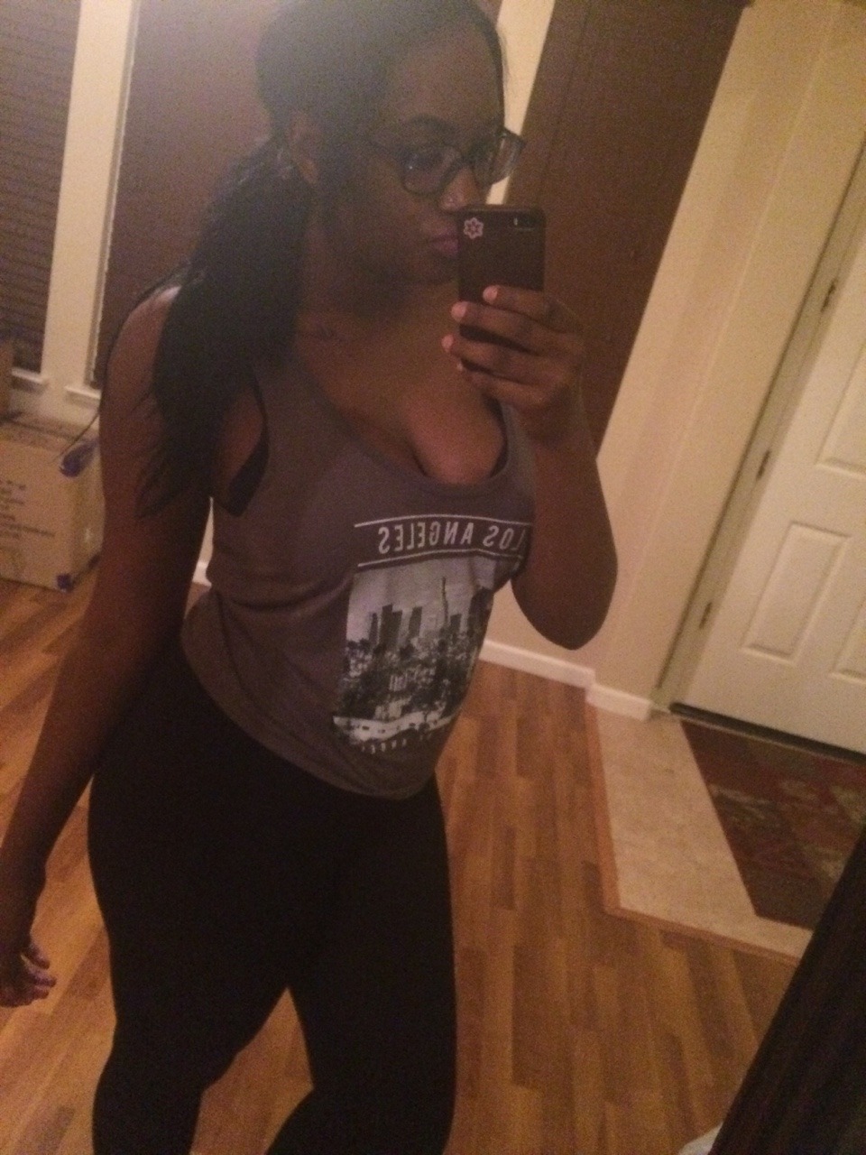 jamaicanamazon:  kendalskaleidoscope:  Tagged by naturallylivi 💕  6 selfies  I