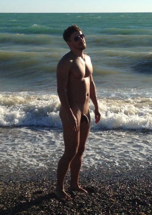 males-naked:  nakedandregulah: Really? Reblog from nakedandregulah, 13k+ posts, 9.7 daily. 293k+ fol