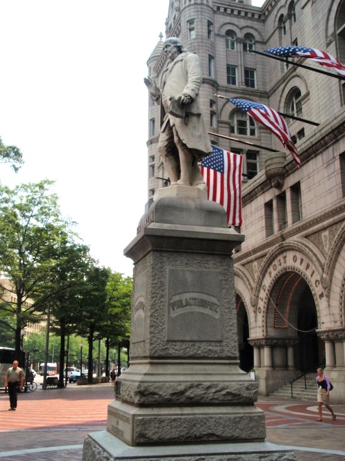 Statue of Benjamin Franklin in Front of Old Post Office Building (now &ldquo;Putin’s Puppet&rdquo; H