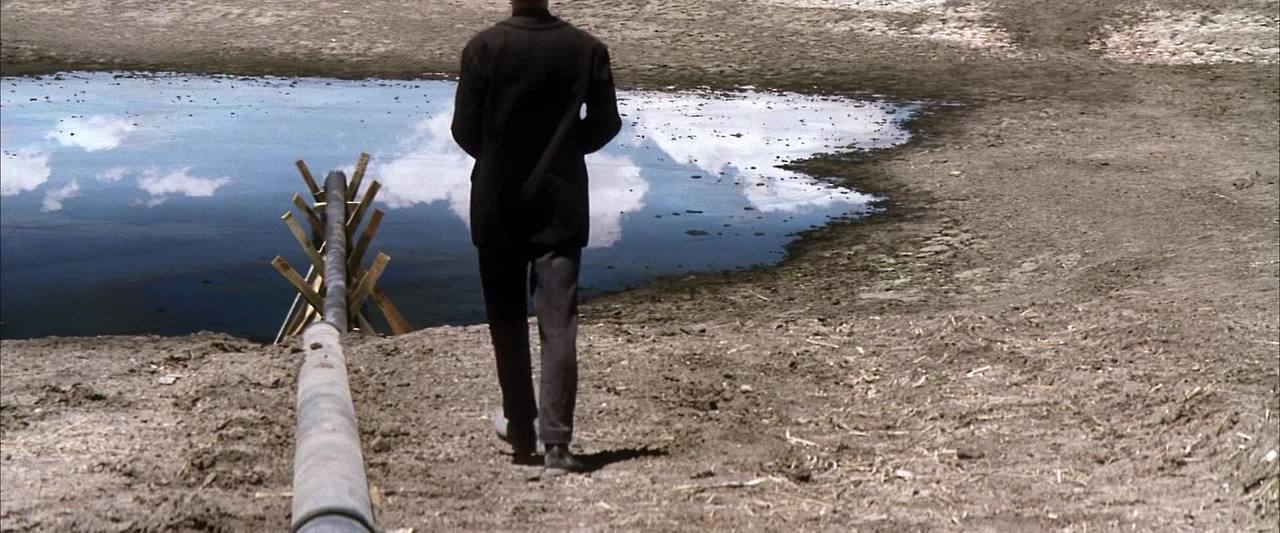 gylllenhaal:There Will Be Blood (2007) dir. Paul Thomas Andersoncinematography by Robert