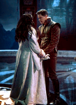 fuckyeahxanthe:  Ginny &amp; Josh Snow and Charming 