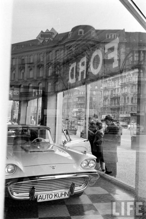 Checking out the new Ford models in Berlin(Mark Kaufman. 1958?)