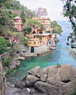 historyinhighheels:Portofino is definitely