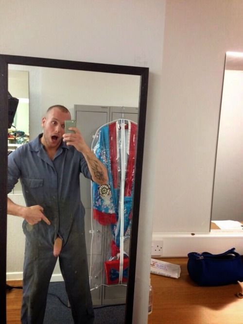 Construction working Gay