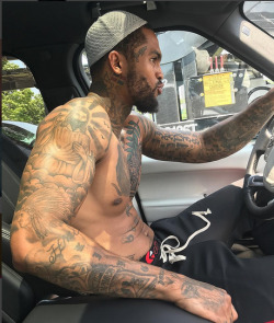 dudeswithswag:  dave east ridding with a