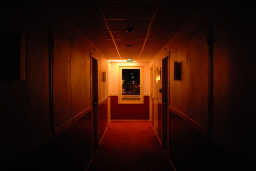 arsethetic: Corridor from Hell by yonkis_at_34 on Flickr.