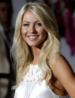 turkey51:  Julianne Hough