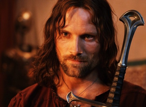 babschwi:accidental–lesbians:There is a reason Aragorn is my favorite LOTR character