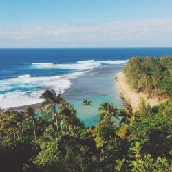 maciekanani:Hanakapiai trail overlooking Ke’e beach