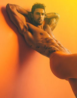 lucky-luke-999:  brianjamie:Christian Hogue