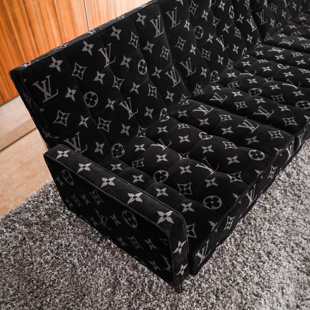 supreme lv blanket