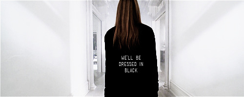 lukeskyvvalkers:  wear something black 